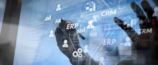 Integración de sistemas empresariales: CRM, ERP y herramientas digitales conectadas importancia del sistema ERP con CRM para la gestión integral